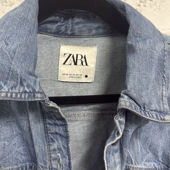 Zara Light Blue Denim Jacket Button Down Size XS - Skater Collared LIKE NEW 🩷 - Picture 2 of 5